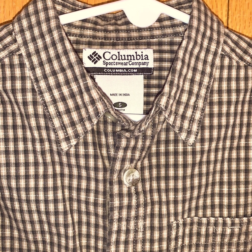 Columbia boy’s plaid woven tattersall cotton button down pocket shirt EUC